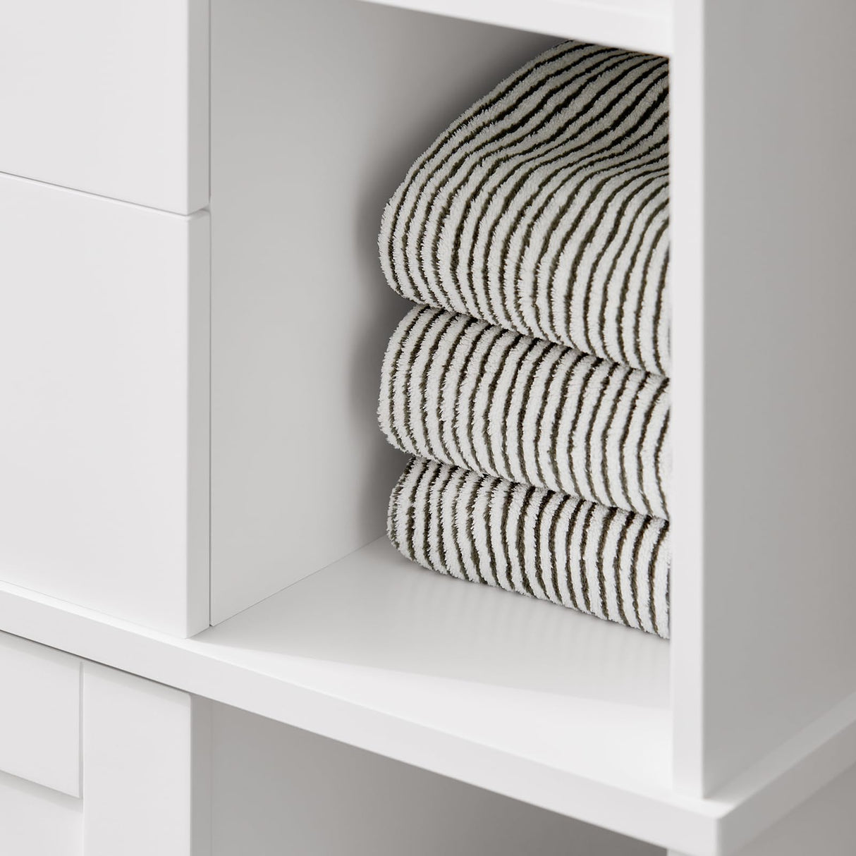 SoBuy Bathroom Tall Laundry Cabinet Freestanding Storage Unit with Removable Basket Large Cupboard with Tilt-Out Hamper, White BZR104-W SoBuy