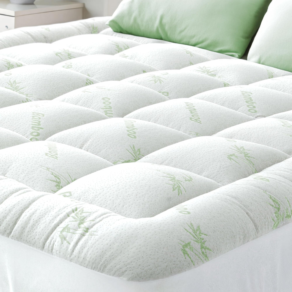 Ultra Soft King Size Mattress Topper - Viscose Made from Bamboo Pillow Top Mattress Pad for Back Pain Relief - Naturally Cooling for Hot Sleepers, Green Niagara Sleep Solution