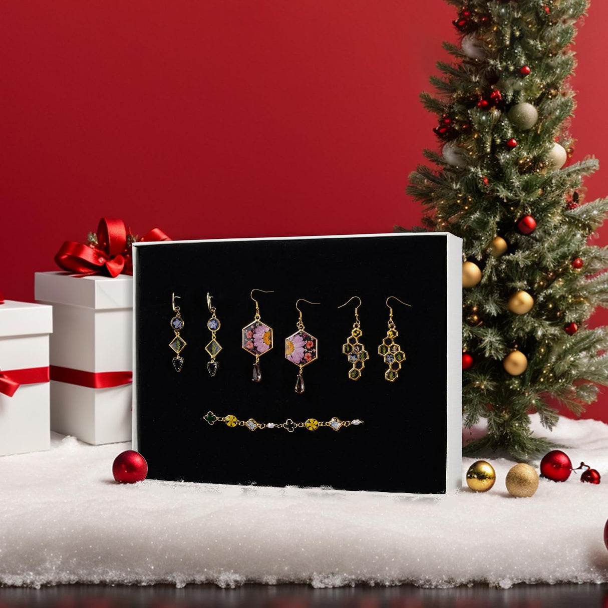 LET'S RESIN 172 pcs Open Bezels for Resin, 2 Size 36 Styles of Gold Hollow Frame Pendants Bezels with 100pcs Jump Rings, Unique Resin Bezels for Jewelry Making, Necklaces Earrings Making Supplies LET'S RESIN