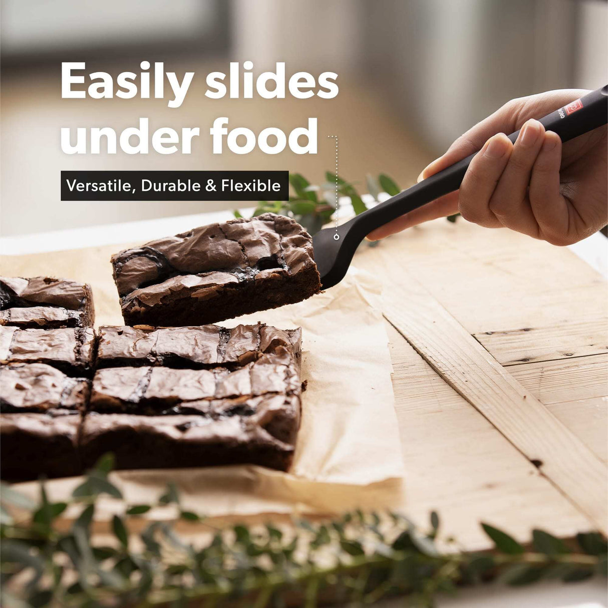 DI ORO Silicone Turner Spatula Set - Kitchen Spatulas for Nonstick Cookware - Cooking Utensils for Flipping Eggs & Pancakes - 600°F Heat-Resistant BPA Free Turners - Dishwasher Safe (4pc, Black) di Oro Living