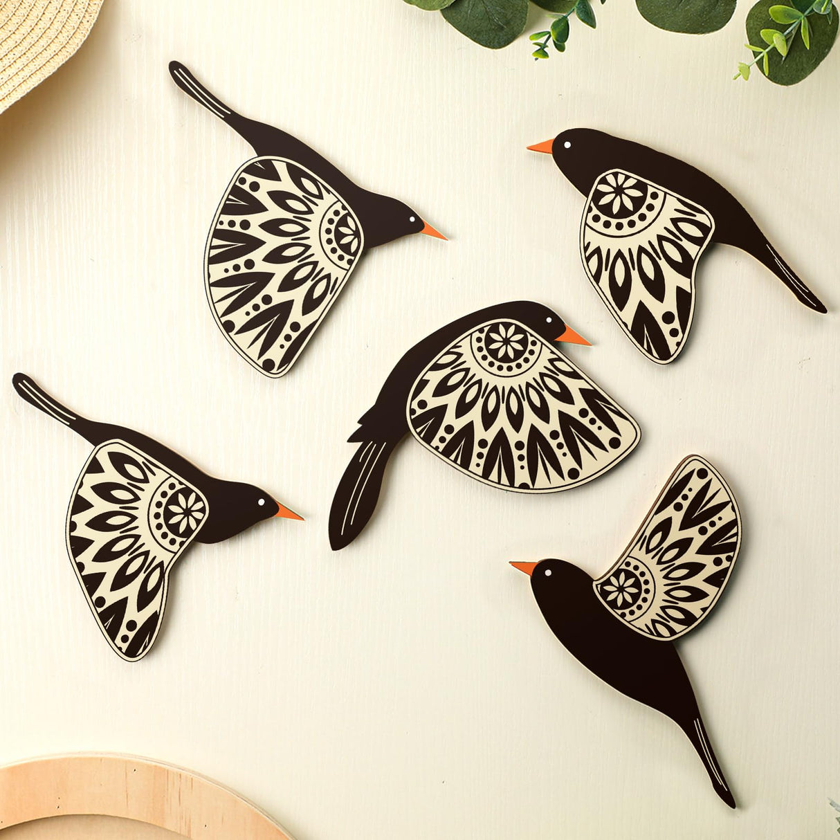 Barydat 5 Pcs Wooden Bird Wall Art Wood Flying Birds Wall Decor Rustic Folk Art Scandinavian Home Decor for Gift Living Room Bedroom Kitchen Office(Black) Barydat