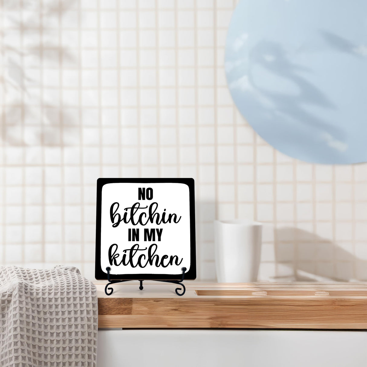 No Bitchin' in My Kitchen Rustic Farmhouse Decor Sign Black and White Kitchen Decor Decorative Wood Sign Home Kitchen Tabletop Decor - A26 ZIIUFRN