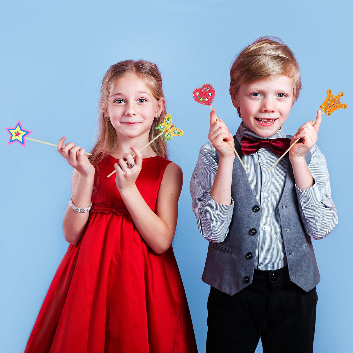 SAYAYA 77 PCS DIY Fairy Wand Craft Kit for Kids, 7 Styles Unfinished Wooden Princess Wands, 8 Gem Stickers, 12 Color Ribbons & Pen, Magical Party Supplies for Birthday Celebrations, Craft Activities SAYAYA