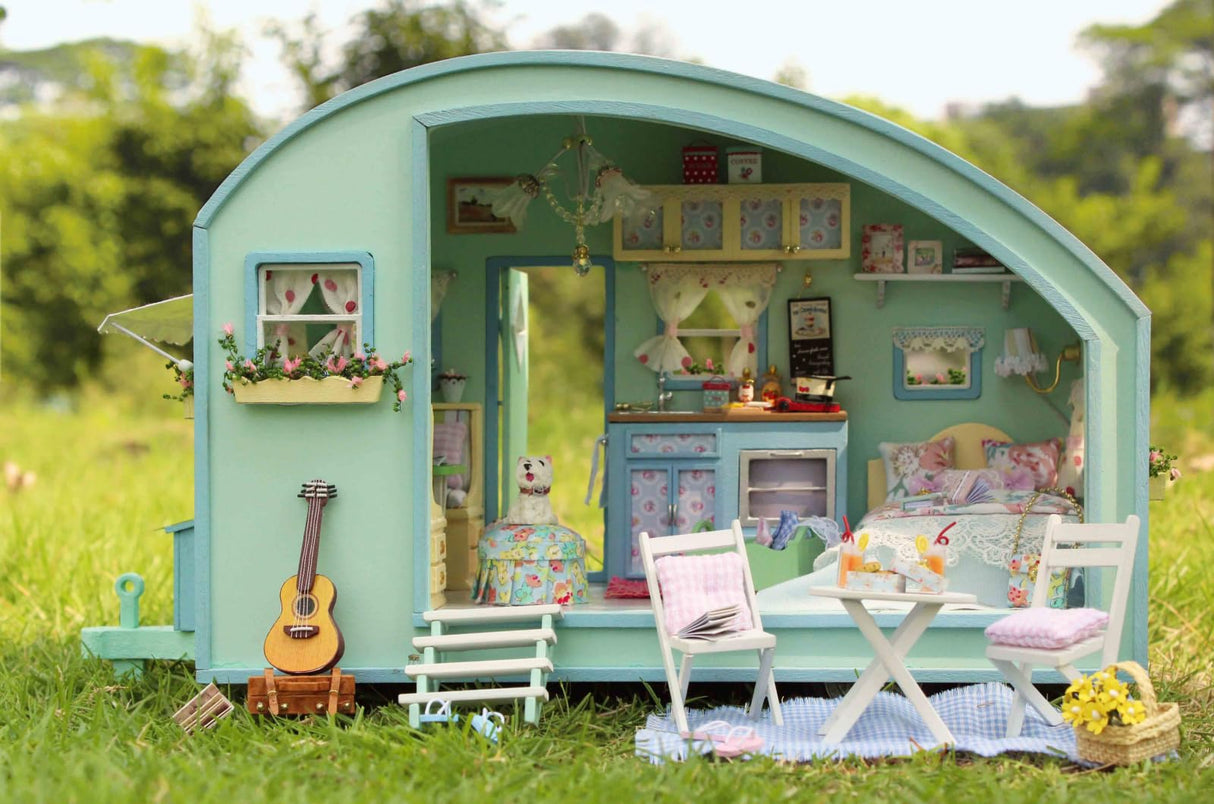 CUTEROOM DIY Miniature Wooden Caravan Dollhouse Kit with Furniture - Creative Mini Doll House Craft for Adults, Teens - Perfect Christmas Birthday Gift CUTEROOM