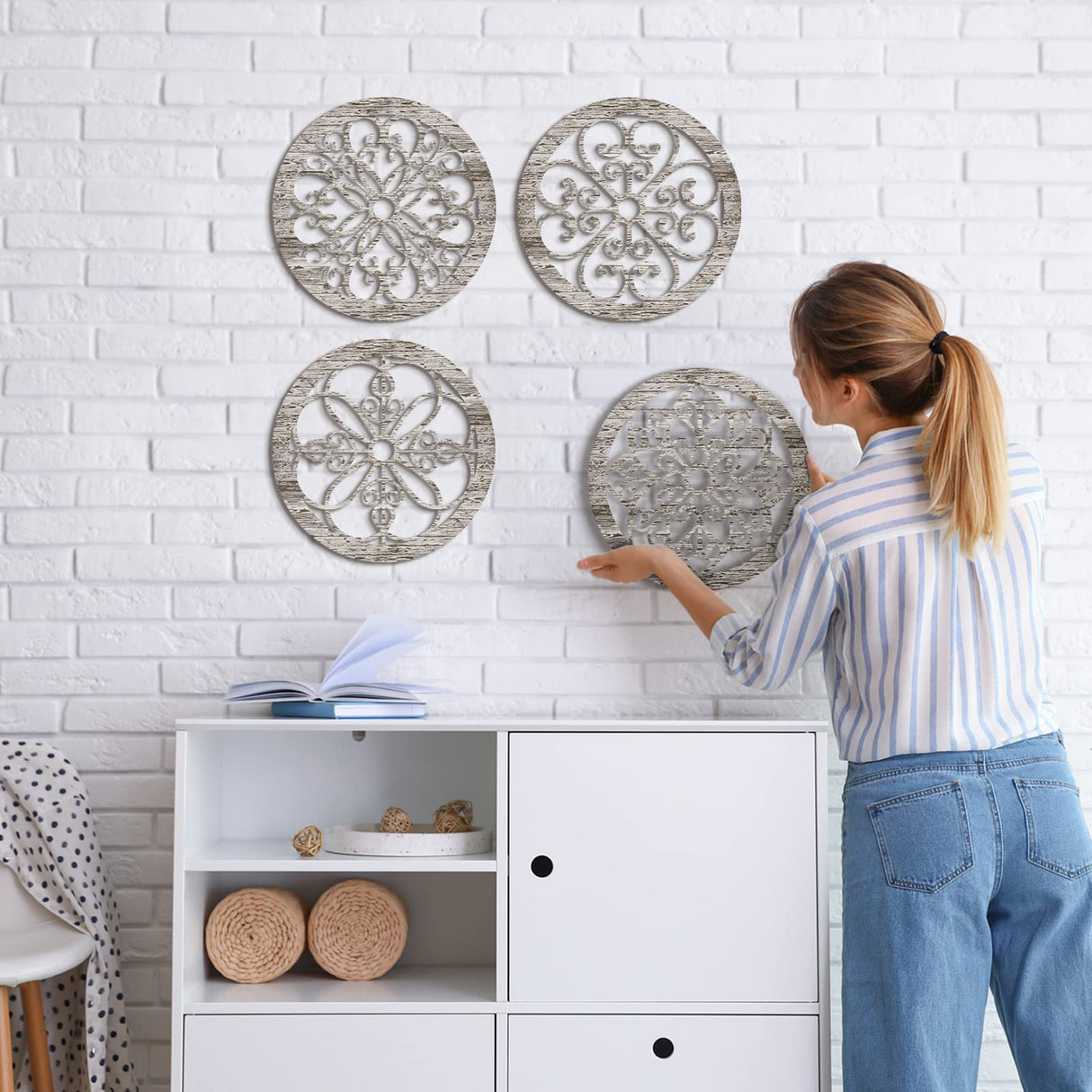 Yulejo 4 Pcs Thicken Rustic Wall Decor Farmhouse Wall Art Wooden Hollow Carved Design Decor Rustic Round Wall Art for Living Room Bedroom Hallway Decor Kitchen Wall (Retro White,9.8 x 9.8 Inch) Yulejo