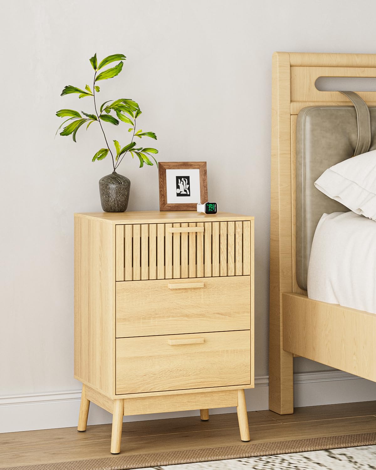 Aobafuir 3 Drawer Dresser for Bedroom, Fluted Nightstand Modern Closet Dressers Chest of Drawers, Wood Oak 3 Drawer Storage Chest for Bedroom, Hallway, Living Room Aobafuir