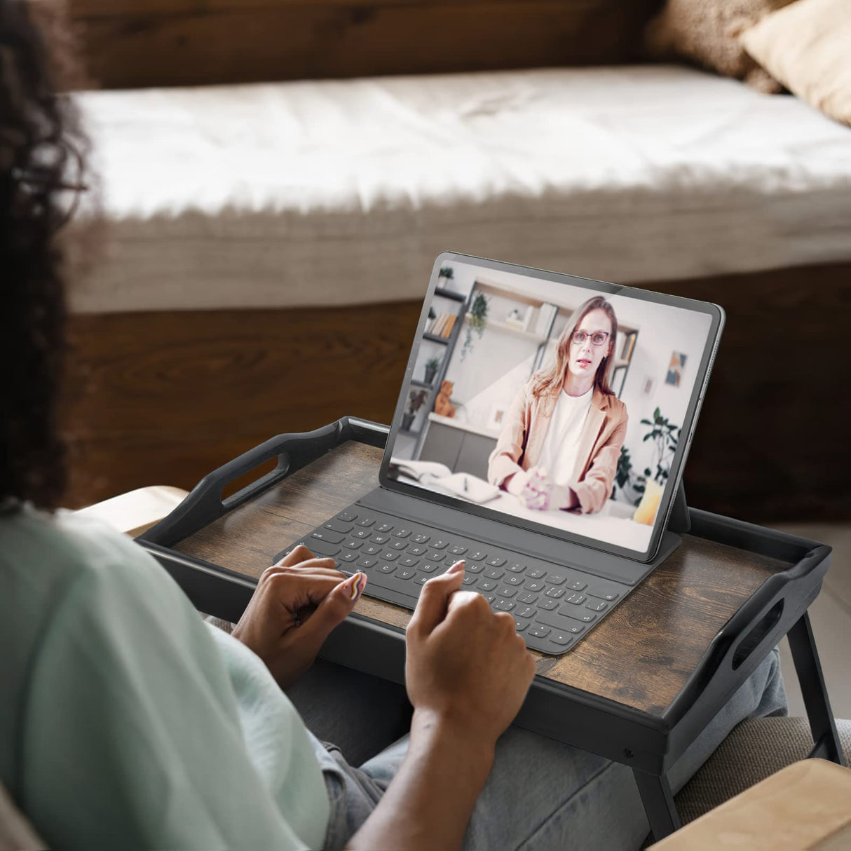 2 Pack Bed Tray Table Breakfast Trays Serving Tray Bamboo Bed Laptap Floding Legs with Handles and Phone Holders JMLHMXC