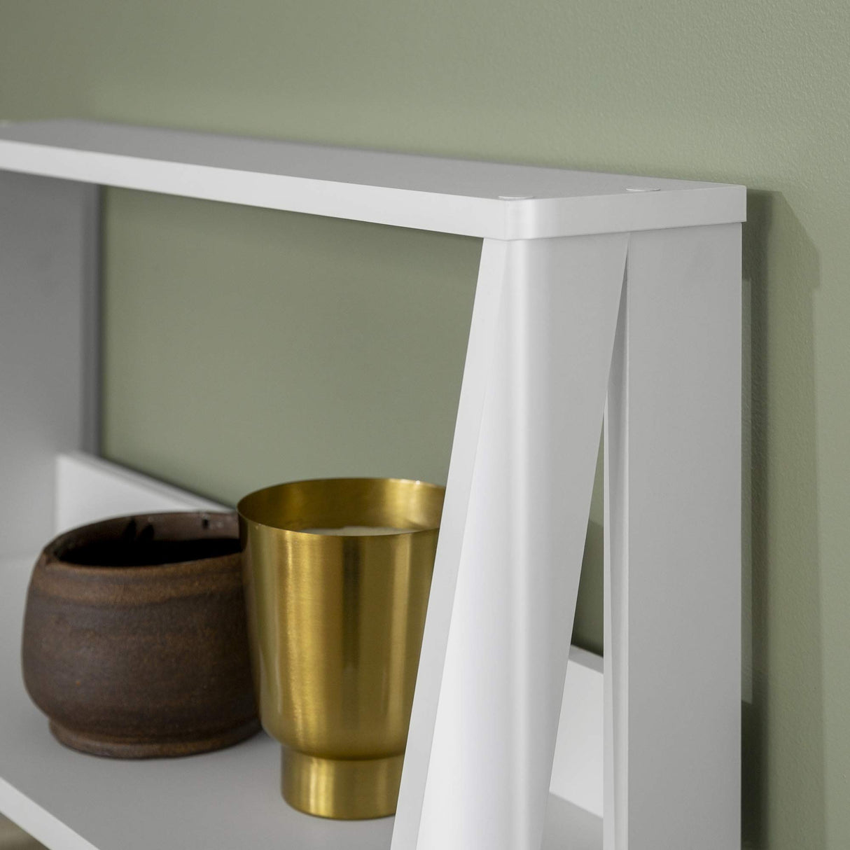 Sophisticated White 4-Shelf Ladder Bookcase by Walker Edison Walker Edison