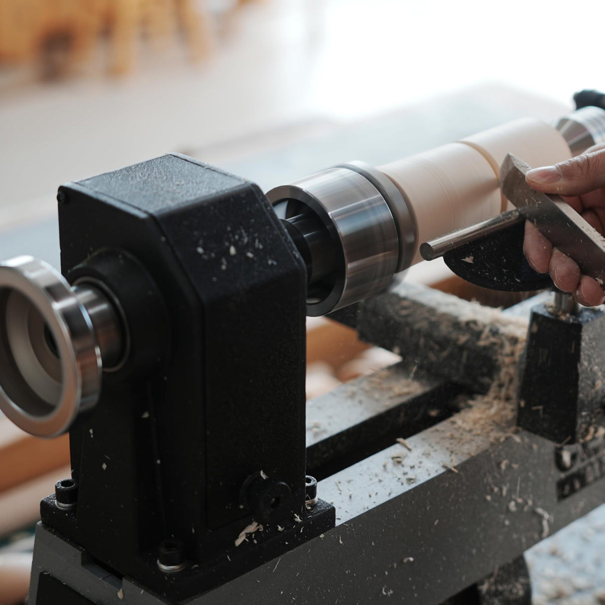 BMWOOD CK-G2.75 2.75" 4 Jaw Key Self-Centering Chuck, Thread 1"X8TPI, with Dovetail Jaws, Wood Screw, Two Nylon Washers, T Handle Allen Key for Woodturning Lathe. BMWOOD