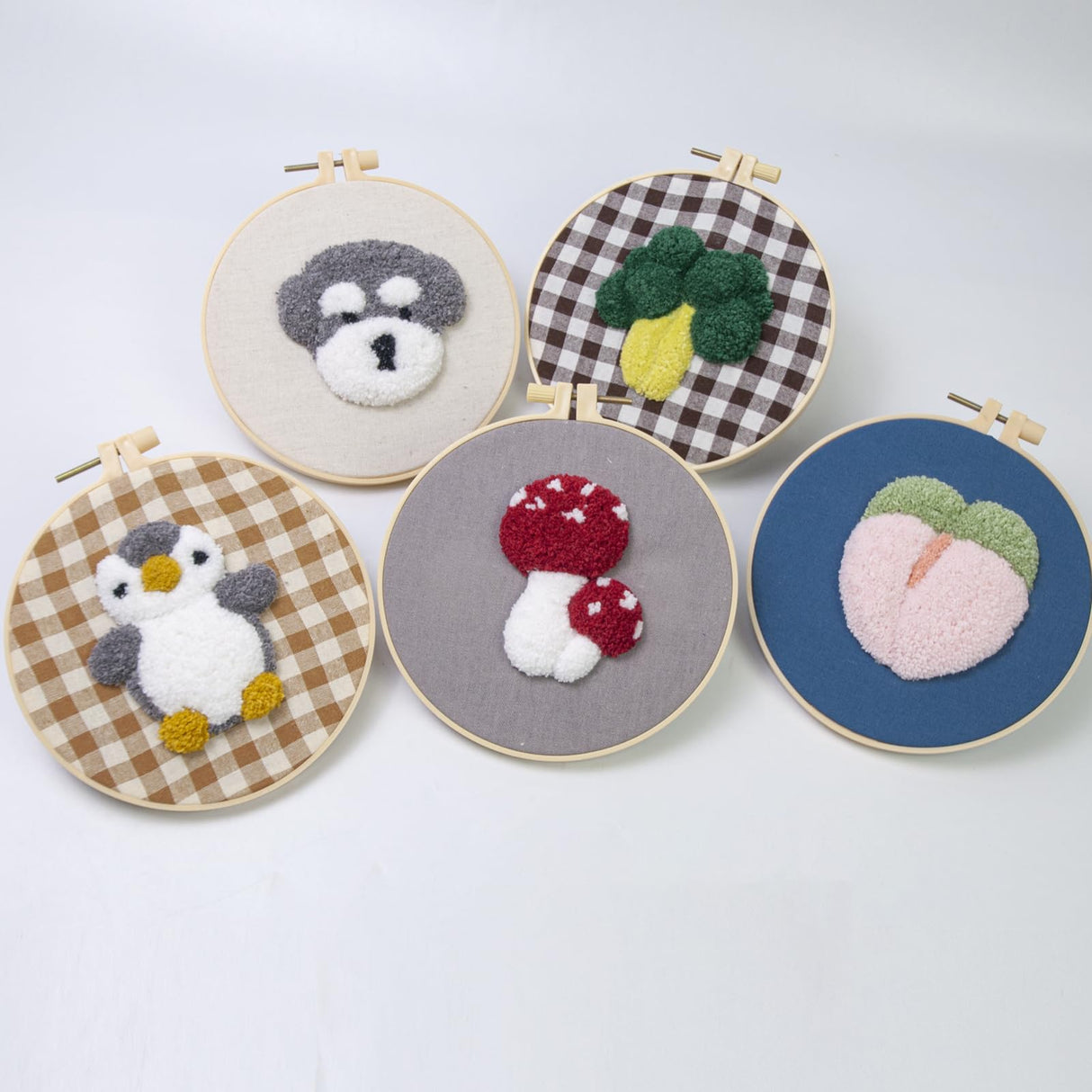 Cheloment 2.2mm Punch Needle Kit Adjustable Punch NeedleTool with Threader,Lightweight Punch Needle with 5 Needle Lengths, Needle Punch Kits for Beginner,Embroidery Punch Needle,Easy to Use Cheloment