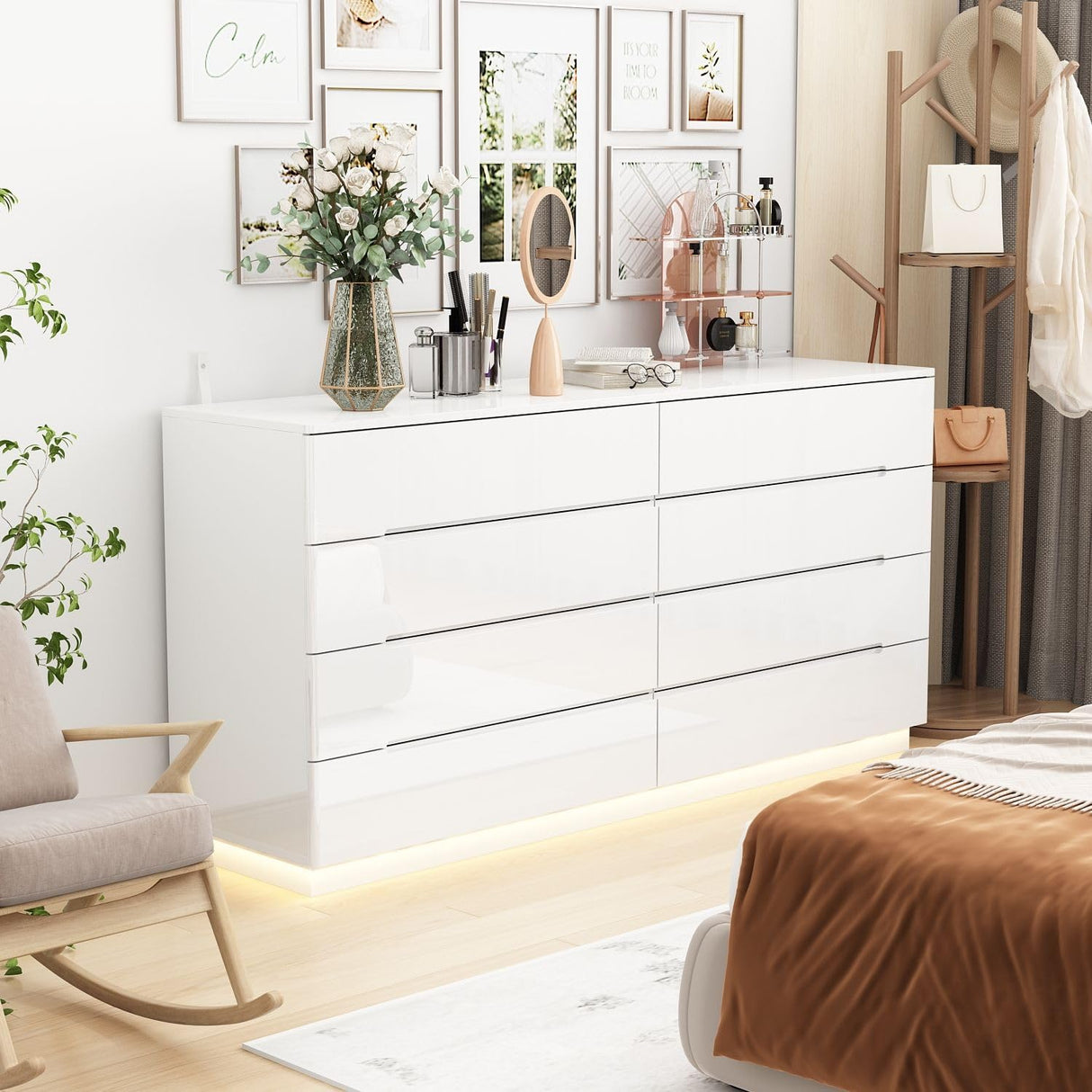 MOUMON High Gloss Dresser with Lights Chest of Drawers, Modern Glossy 8 Drawer Dresser with Curved Edge, for Bedroom White 15.7“D x 63”W x 30.9”H MOUMON