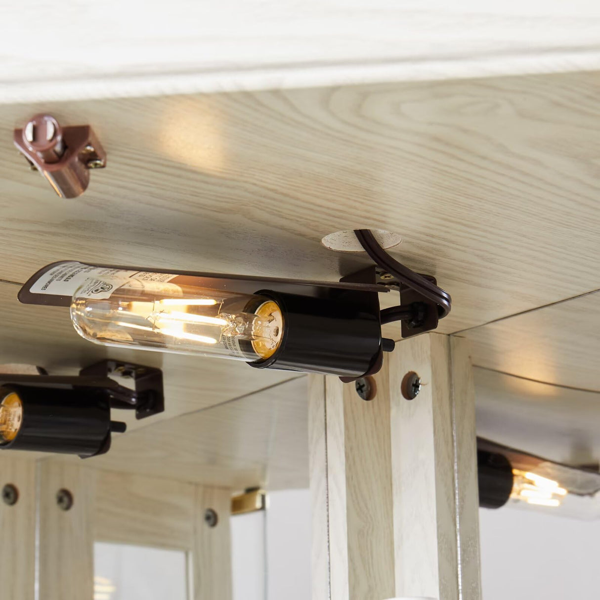 JIJIWANG 70" H Corner Glass Cabinet Lighted Curio Cabinet Corner Display Case for Living Room, Curio Cabinet, Antique Collection, Wine,Bar Glass Storage Light Included, Antique White JIJIWANG