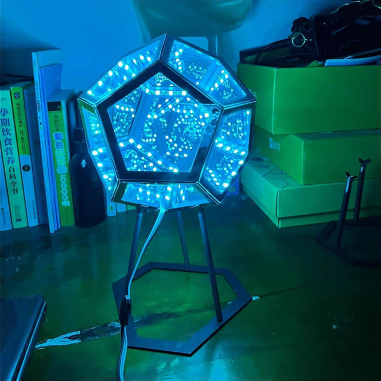 Bobbird Infinity Dodecahedron Creative Cool Infinity Dodecahedron Night Light Furniture Decoration Table Lamp, Party Atmosphere Light, Spiral Space LED Dimmable Light Bobbird