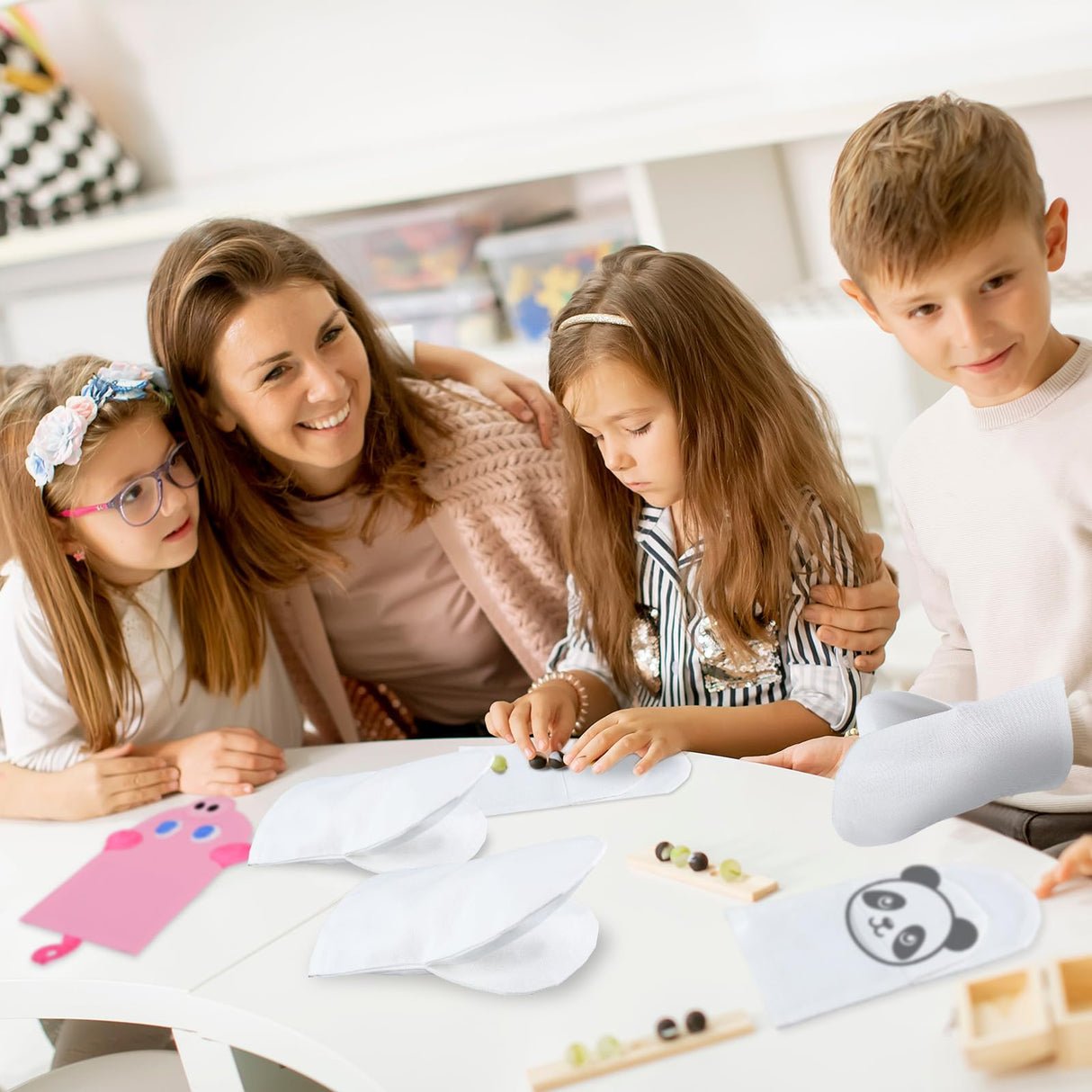 Soulchen 24 Pcs DIY Hand Puppets, Canvas Hand Puppet Making Kit DIY Arts and Crafts Sewing Projects for Fun Home Activities Classes Storytelling Party Favors Soulchen