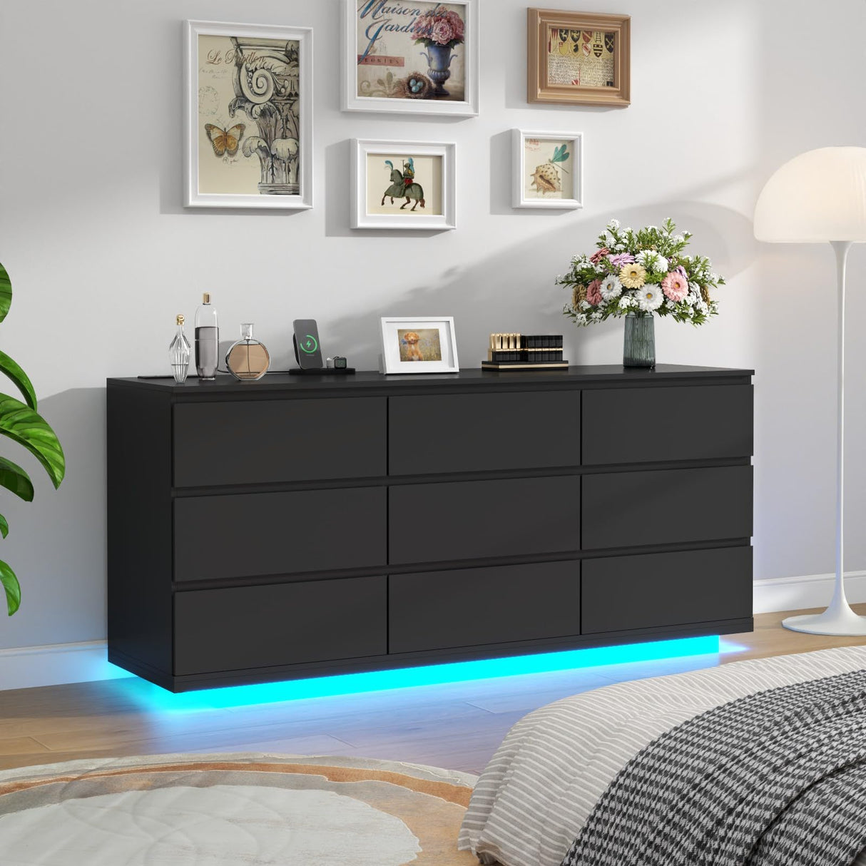 Gyfimoie 9 Drawer Dresser with Power Outlet and LED Lighting, Floating White Dresser Chest of Drawers, The Modern Organizer for Bedroom & Living Room (Black) Gyfimoie