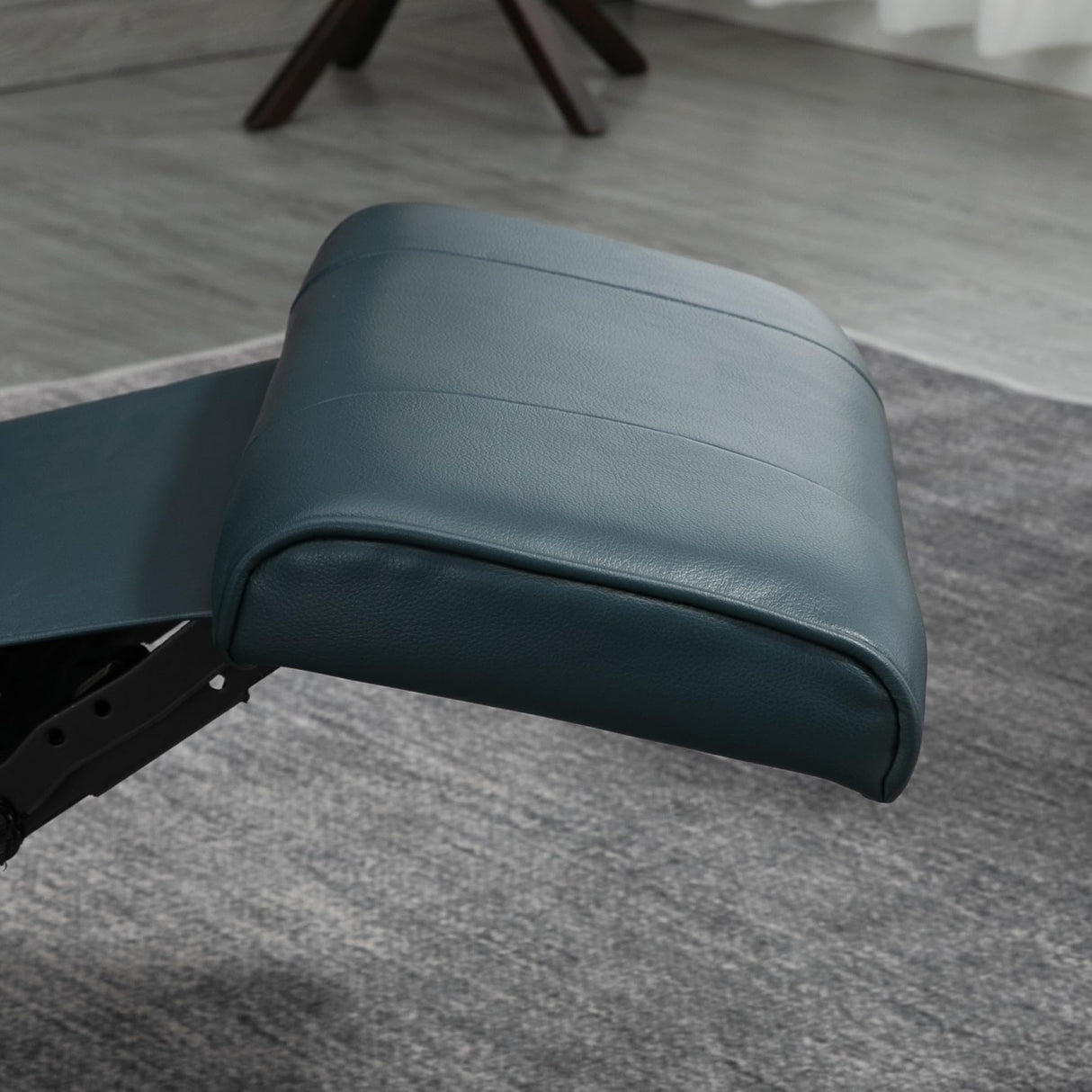 HOMCOM Faux Leather Manual Recliner, Adjustable Swivel Lounge Chair with Footrest, Armrest and Wrapped Wood Base for Living Room, Blue HOMCOM