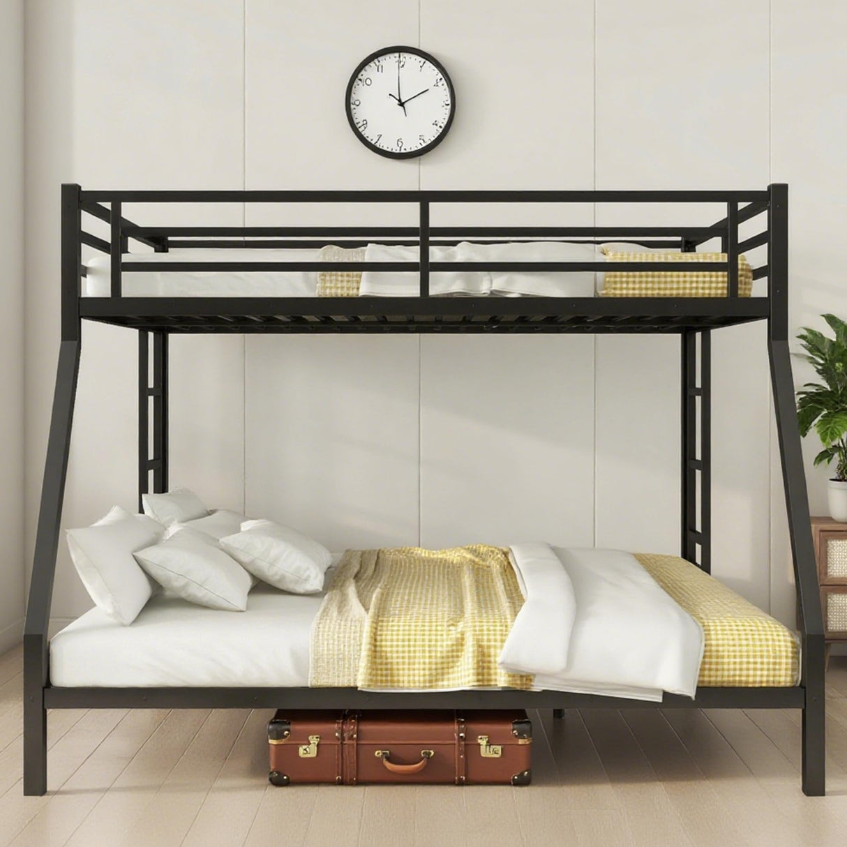 Bellemave Metal Queen Over King Bunk Bed for Adults/Kids,Heavy Duty Adults Bunk Beds with Guardrail & Ladders,Queen Over King Size Bunk Beds for Teens,Black Bellemave