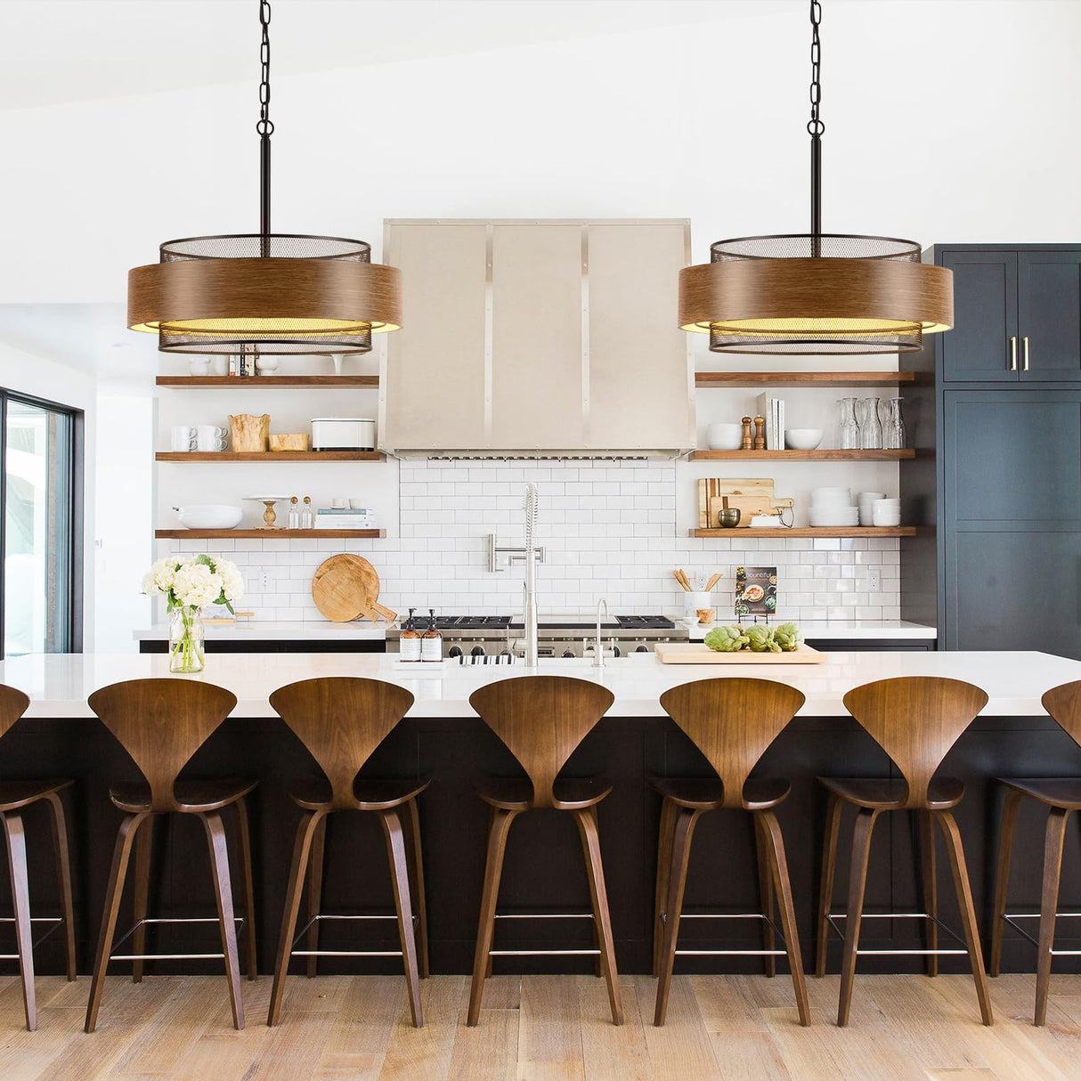 19.7 inch Farmhouse Chandeliers for Dining Room, 5-Light Rustic Large Round Black Chandelier Metal Wood Texture Interior Hanging Lighting for Entryway Kitchen Island Foyer Bedroom Living Room Corlaceling