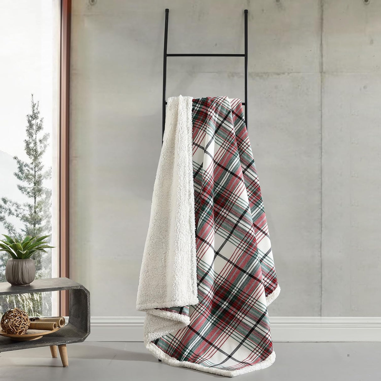 Eddie Bauer - Blanket, Super Soft Reversible Sherpa & Brushed Fleece Bedding, Throw Blankets for Couch, Ideal for Lounging (Montlake Plaid Red) Eddie Bauer