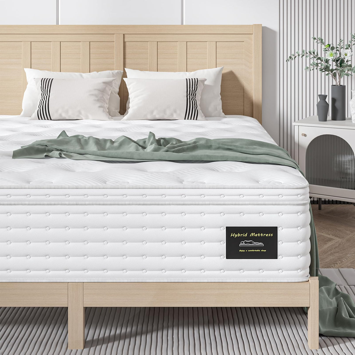 Queen Mattress, 12 Inch Queen Hybrid Mattress in a Box with Memory Foam and Individual Pocket Spring, Medium Firm for Pressure Relief and Motion Isolating, CertiPUR-US Certified UniPon