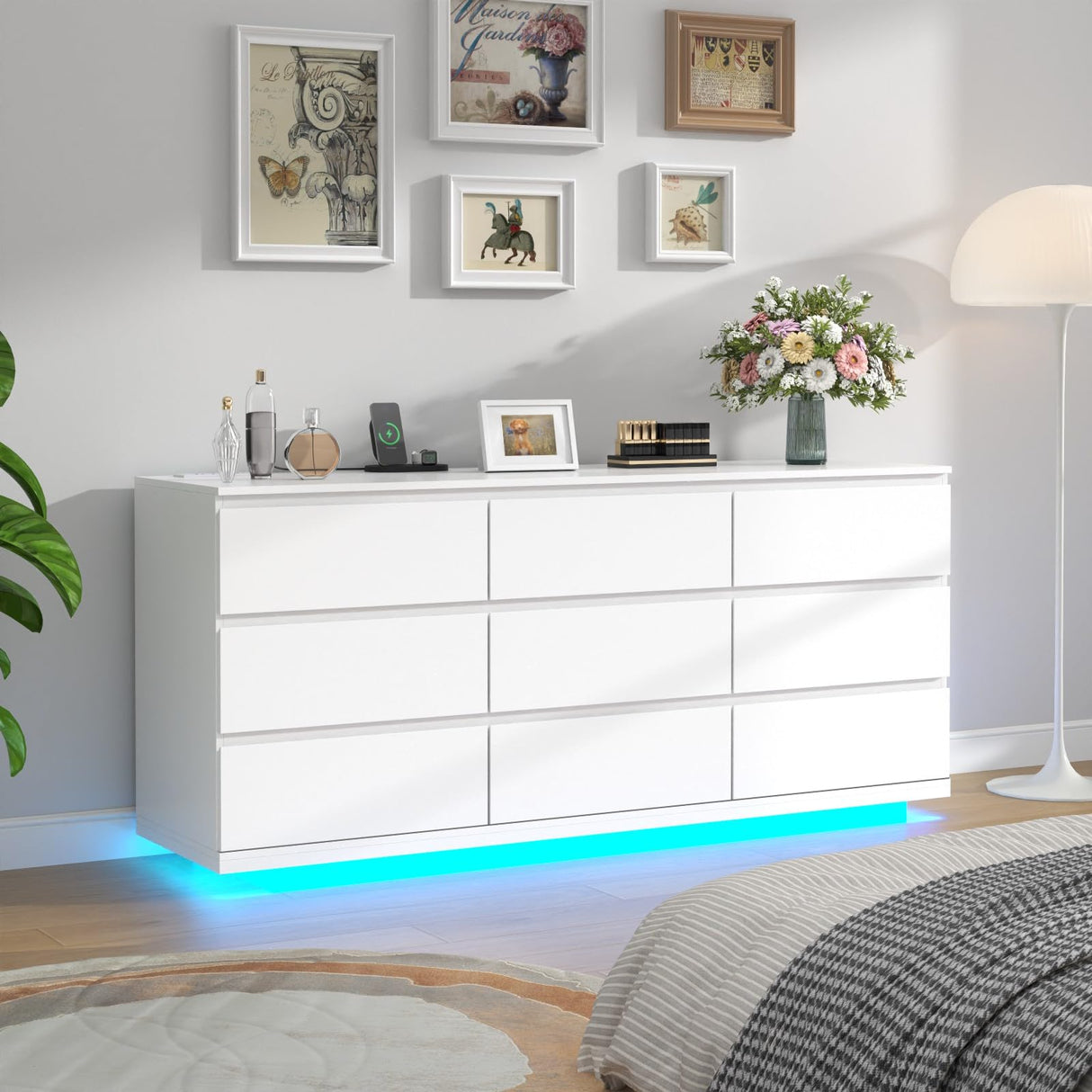 Gyfimoie 9 Drawer Dresser with Power Outlet, Floating White Dresser Chest of Drawer with LED Light,Modern Double Wide Drawer Organizer Cabinet for Bedroom,Living Room (9 Drawer-White) Gyfimoie