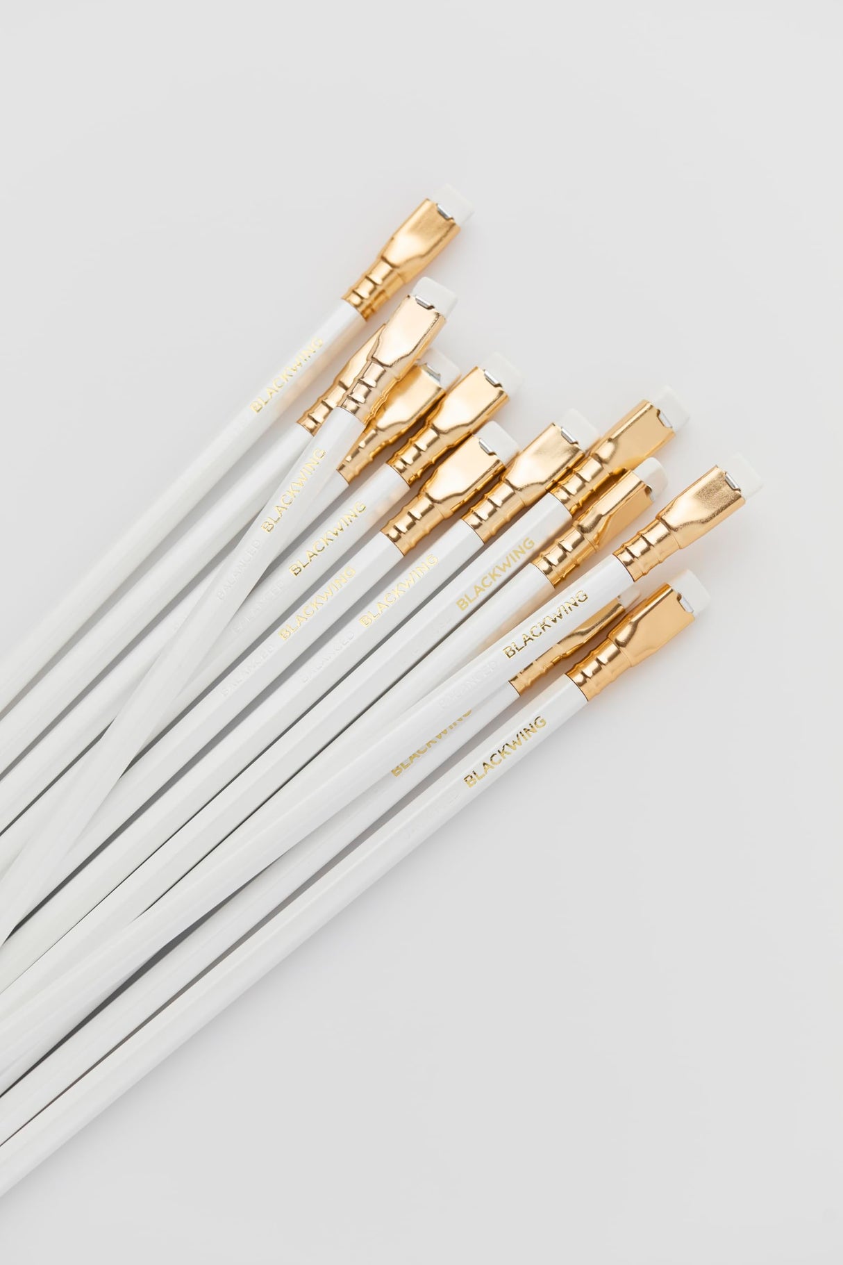 Blackwing Pearl Pencils - 12 Count, Incense-cedar, Premium Japanese Graphite, Pearlescent White, Balanced Lead, Great for Journaling and Writing Blackwing