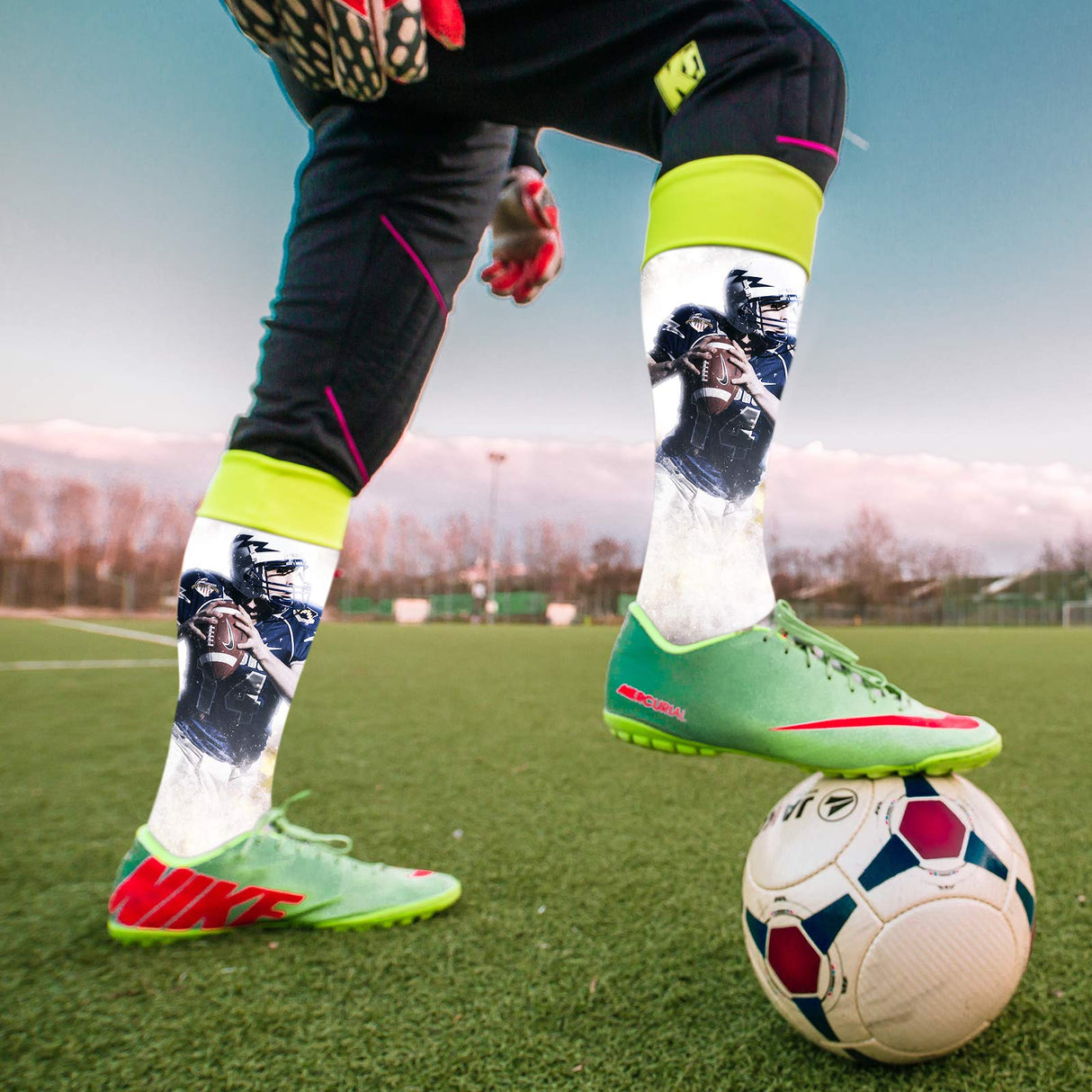 Geyoga 8 Pairs Blanks White Sublimation Socks 15.7 Inch Personalized Printable Polyester Socks Athletic Socks for Men Women Winter People DIY Gifts Personalized Socks Decoration Party Favors Geyoga