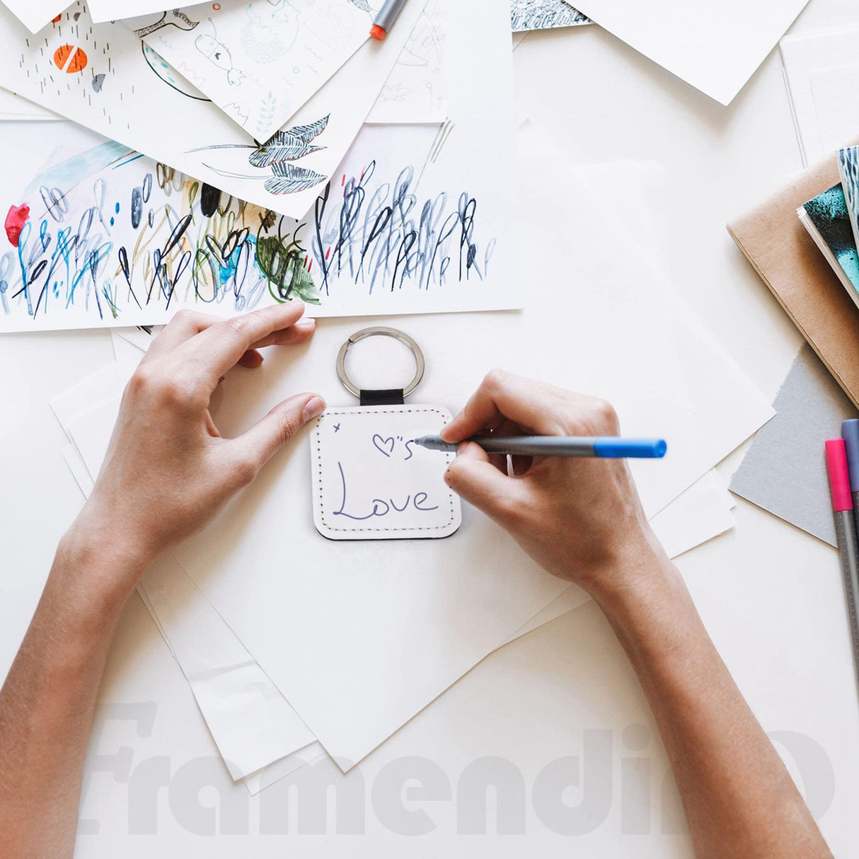 Framendino, 8 Pack Sublimation Blanks Keychain PU Leather Keychain Heat Transfer Key Rings Heart Round Square Rectangle Key Chains for DIY Craft Framendino