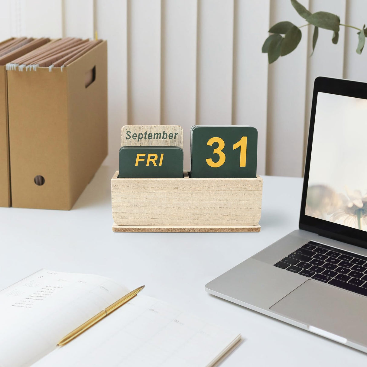 DEERINE Wooden Block Perpetual Calendar for Desk, Daily Desktop Standing Flip Calendar with Large Display, Modern Farmhouse Aesthetic Desk Accessory for Home Office Decor, Reusable Yearly, Wood Grain DEERINE