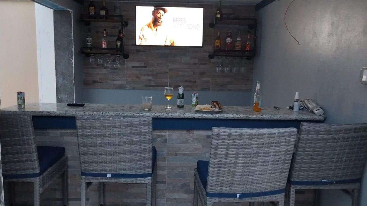 BOTAOYIYI Wine Rack Wall Mounted 2 Tier, Hanging Floating Small Mini Bar Liquor Shelves with Glass Holder Storage Under, Industrial Rustic Pipe Farmhouse Kitchen Decor Black(23.6x10.6x19.7) BOTAOYIYI