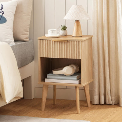 MAHANCRIS End Table, Fluted Night Stand, Modern Side Table, Bedside Table with 1 Drawer and 1 Open Compartment, Mid Century Nightstand, for Living Room, Bedroom, Study, Office, Natural ETNA6201