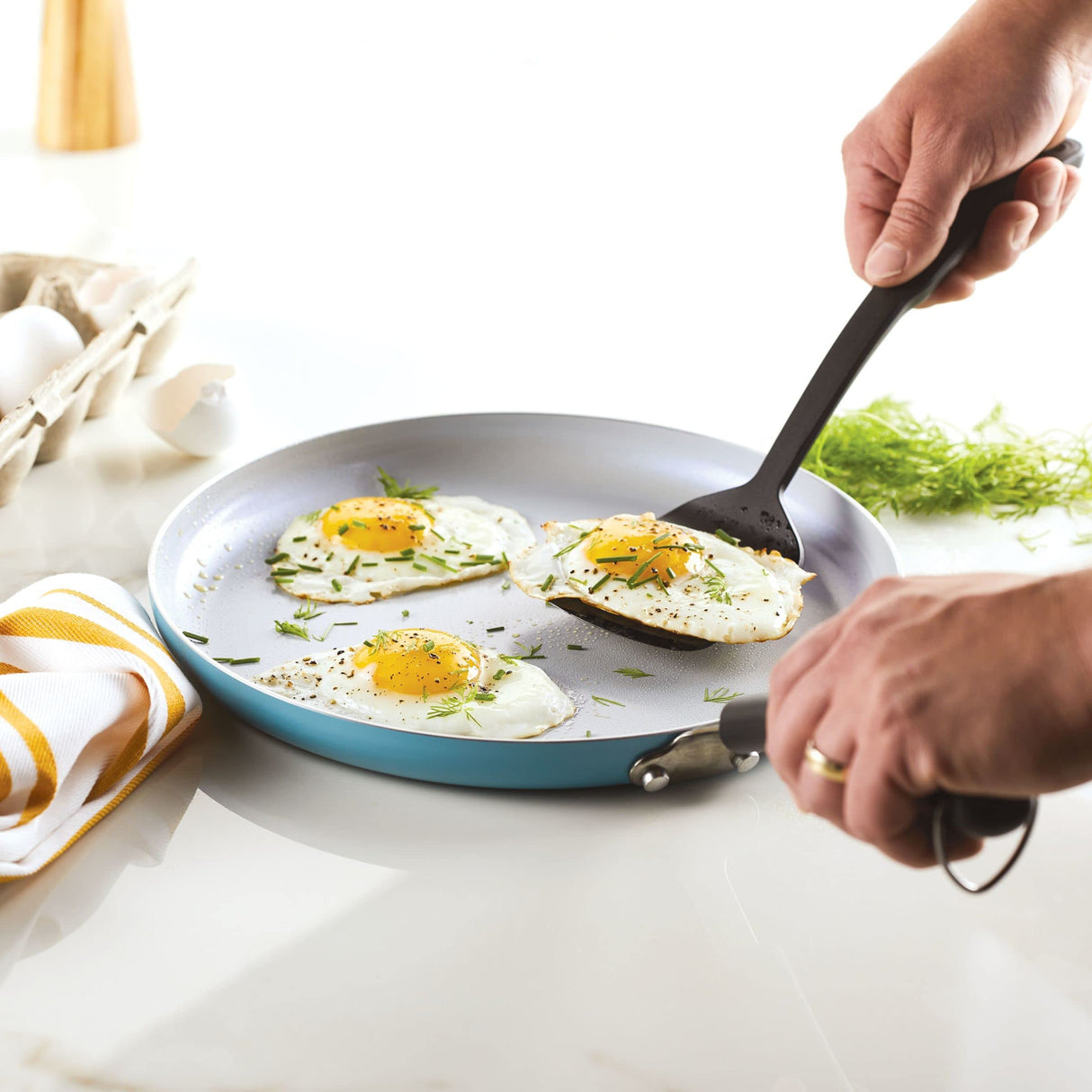 Farberware EcoAdvantage Ceramic Nonstick Griddle/Grill Pan, 11.25 Inch - Aqua Farberware