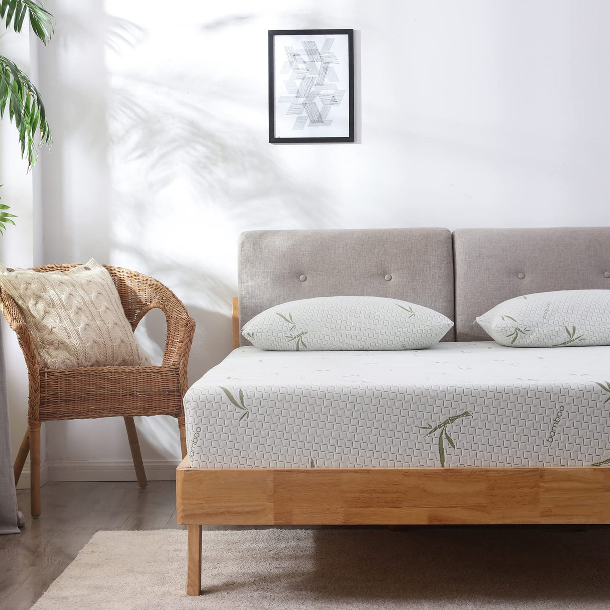 IULULU Queen Mattress in a Box, 8 Inch Memory Foam Mattress with Breathable Bamboo Cover, Green Tea Queen Size Mattress Made in USA for Cool Sleep, Medium Firm, CertiPUR-US Certified White IULULU