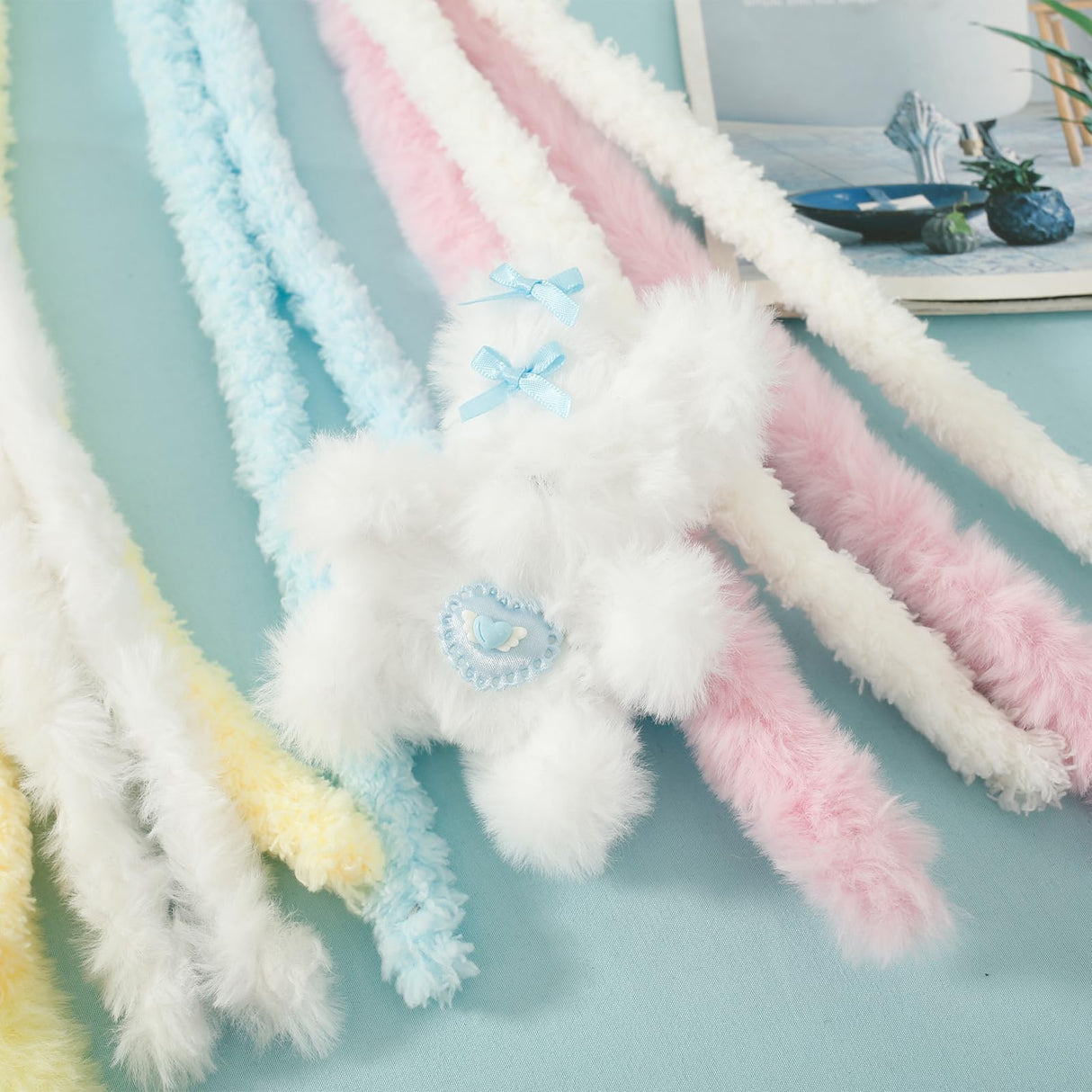 RVEFOT 6 Pcs Fur Pipe Cleaners Craft Kit with Decorative Accessories and Video Tutorials, Pipe Cleaners Kit for Beginners, Bear Animal Kit for Craft, Kids Art Craft DIY Creative Decoration RVEFOT