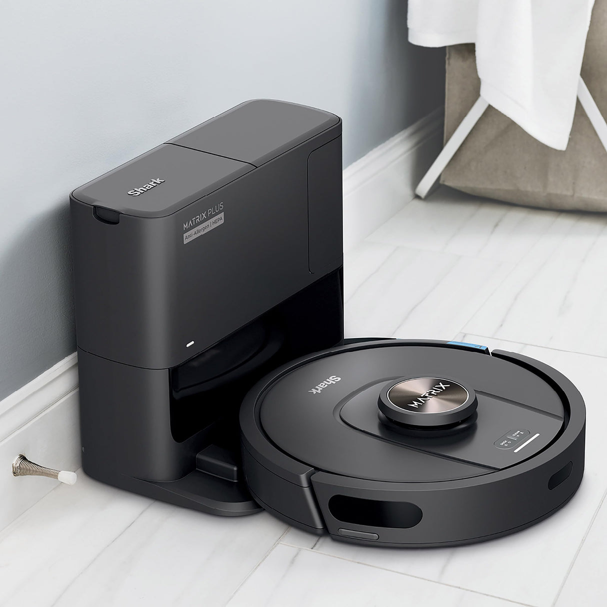 Shark UR2360S Ultra Robot Vacuum, with Matrix Clean, Precision Mapping, 30-Day Capacity HEPA Bagless Self Empty Base, Self-Cleaning Brushroll Perfect for Pet Hair, WiFi, Black (Renewed) Shark