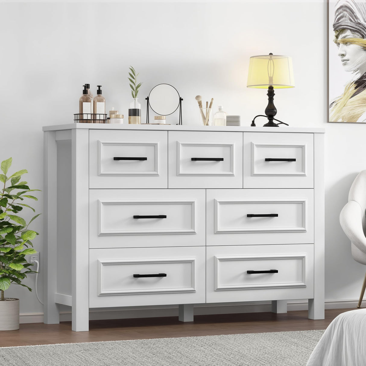 YITAHOME 7 Drawer Dresser with Built-in Power Outlet, Wood Dresser TV Stand with Large Drawers and Bar Handles, White Chest of Drawers for Living Room, Entryway YITAHOME
