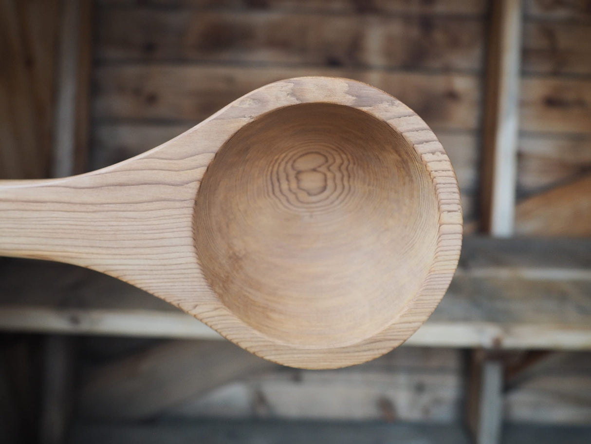 HSE Curved Cedar Sauna Ladle (100ml, Red Cedar) Home Sauna Experience