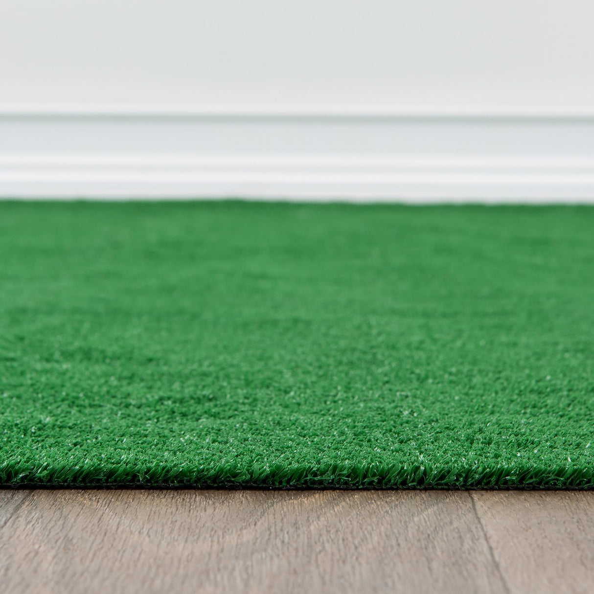Rugshop Artificial Turf Solid Grass for Backyard, Garden, Patio, Balcony, Garage, Deck Indoor Outdoor Area Rug 5' x 7' Green Rugshop