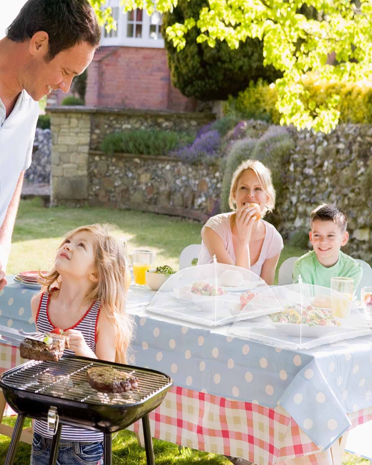 Lauon Large Food Cover,6 Pack Mesh Food Tent,17"x17",White Nylon Covers,Pop-Up Umbrella Screen Tents,Patio Net for Outdoor Camping, Picnics, Parties,BBQ,Collapsible and Reusable Lauon