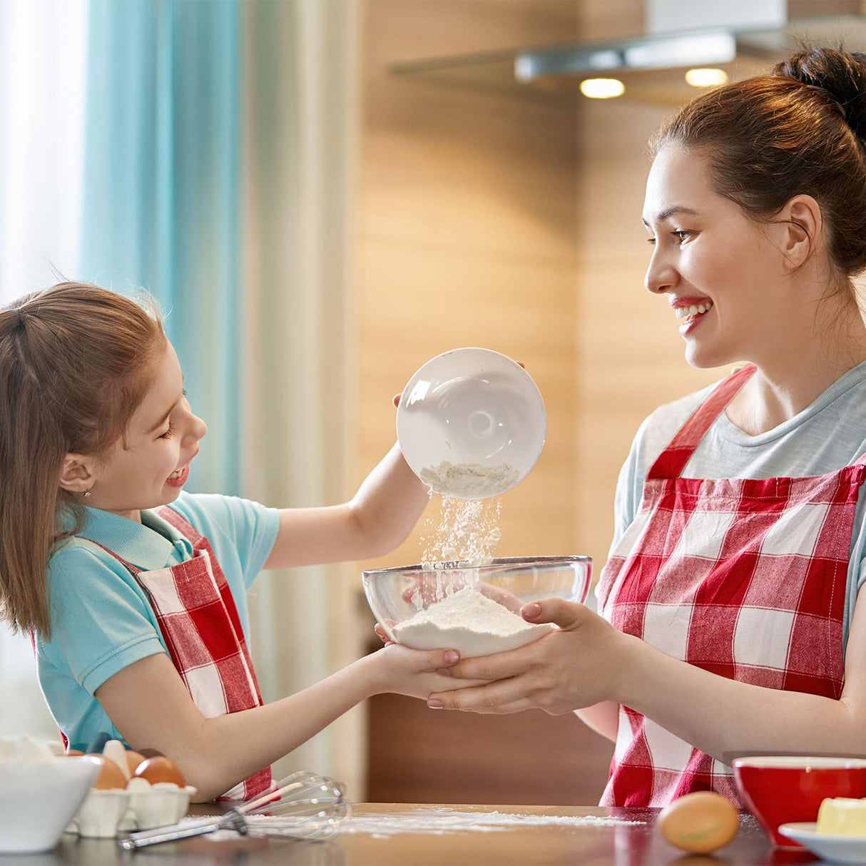 SATINIOR Sublimation Bib Apron Blank Kitchen Aprons with Pockets Unisex White Cooking Kitchen Apron for Restaurant Home (5 Pieces) SATINIOR