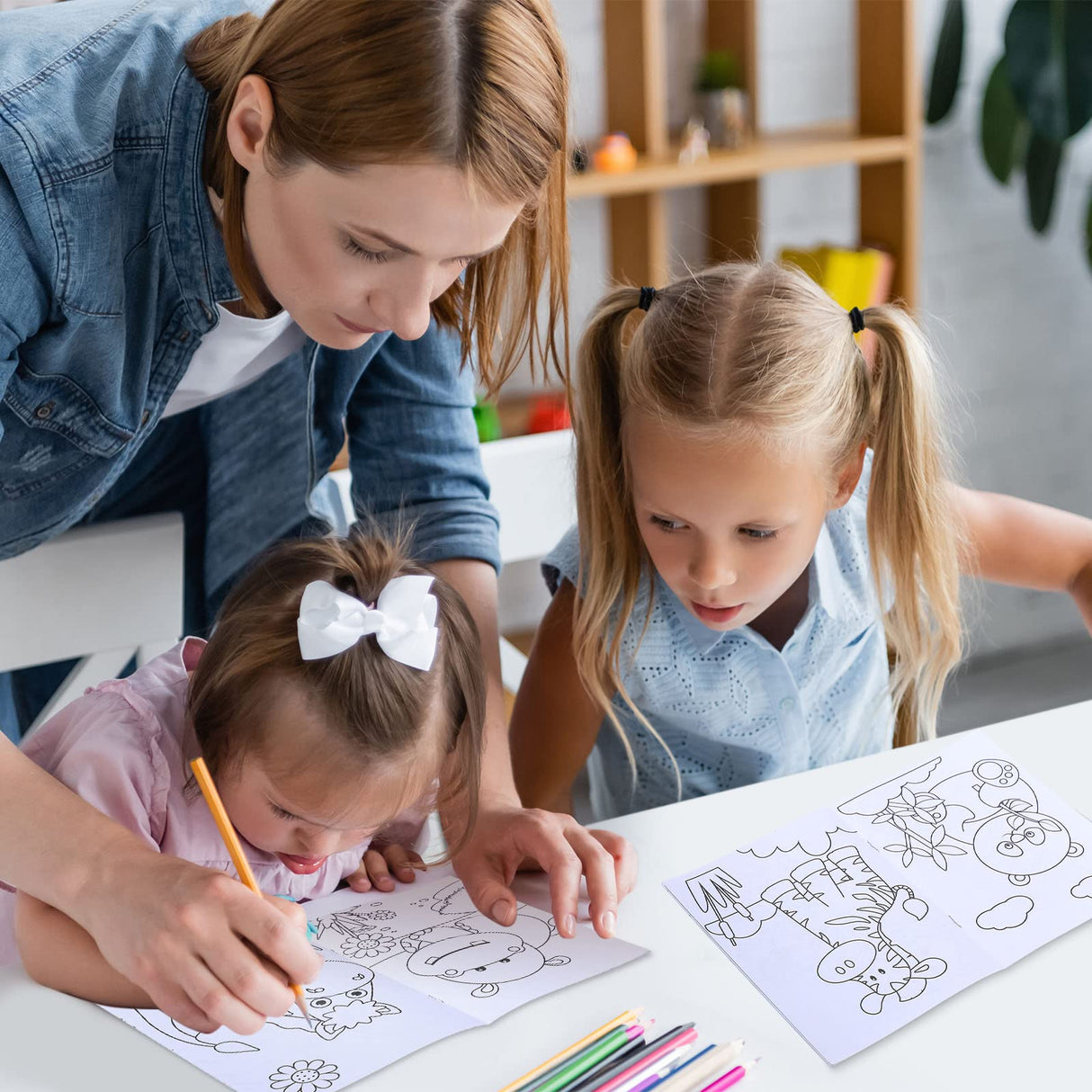 Honoson 24 Pcs Kids Coloring Books Animals Truck Coloring Books Bulk Jungle Animals Party Favors Mini DIY Art Drawing Pages for Birthday Gifts Classroom Jungle Party Supplies(Cartoon Style) Honoson