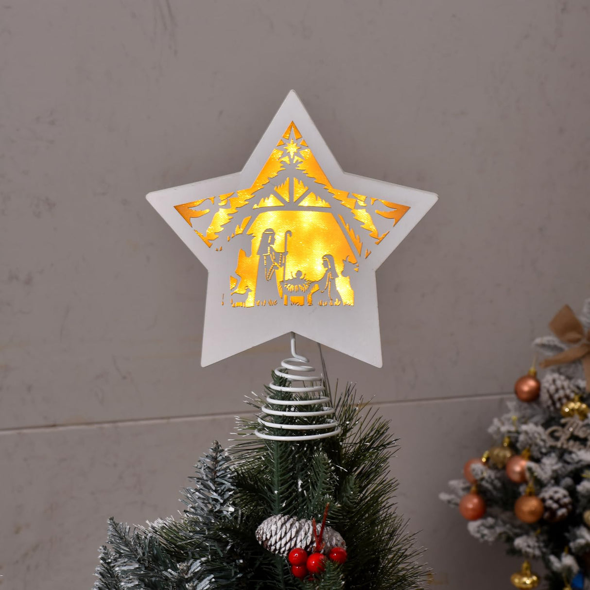 GHOSTMAGIC Christmas Tree Topper Star Nativity 7.87 x 9.25 inches Wooden Xmas Tree Top Star with 3 Modes LED Light Treetop Decoration for Christmas Bar Shop Office Home Decor (White) GHOSTMAGIC