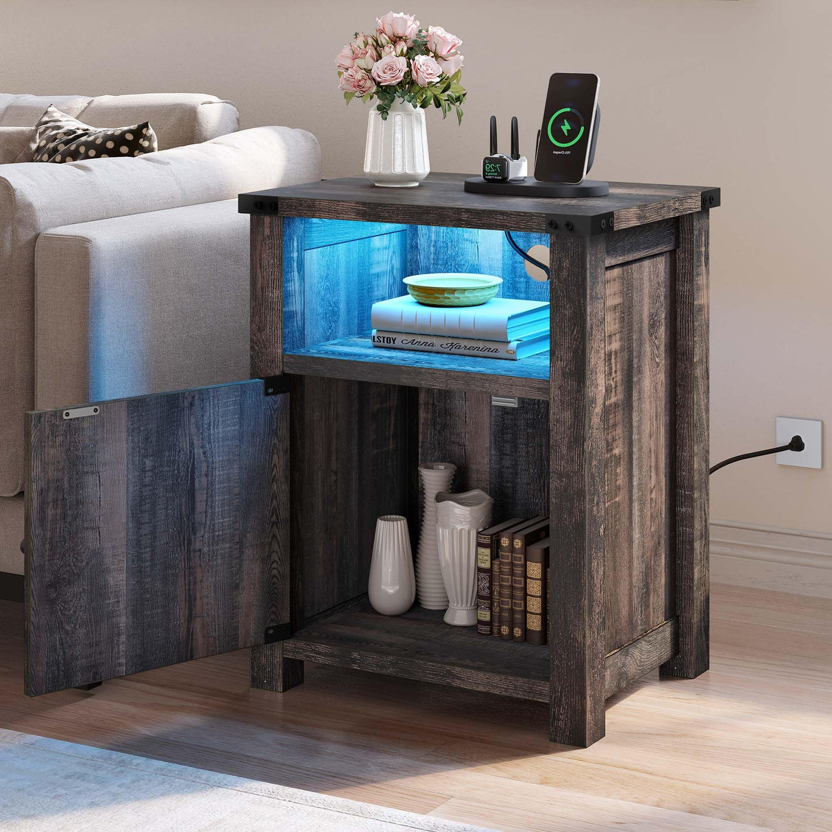 YITAHOME Farmhouse Nightstand with Charging Station & LED Lights, Night Stand Set 2 Living Room End Table, Small Bedside Tables Side Tables Bedroom, Rustic Wood Night Stand, Set of 2, Brown Oak YITAHOME