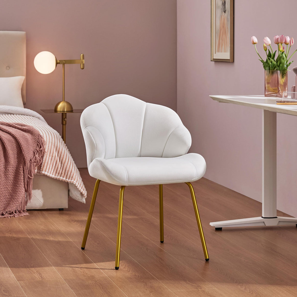 Yaheetech Vanity Chair, Velvet Accent Chair with Shell-Shaped Backrest, Modern Armchair with Gold Metal Legs for Dressing Room/Bedroom/Living Room, White Yaheetech