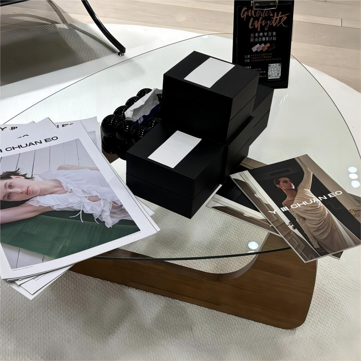 EASYSOUL Modern Glass Coffee Table, 32.68" D x 22.44" W x 15.75" H, Abstract Round Tea Tables for Living Room Home Office Industrial Cocktail Tables (Walnut-Clear Glass, 32.68") EASYSOUL