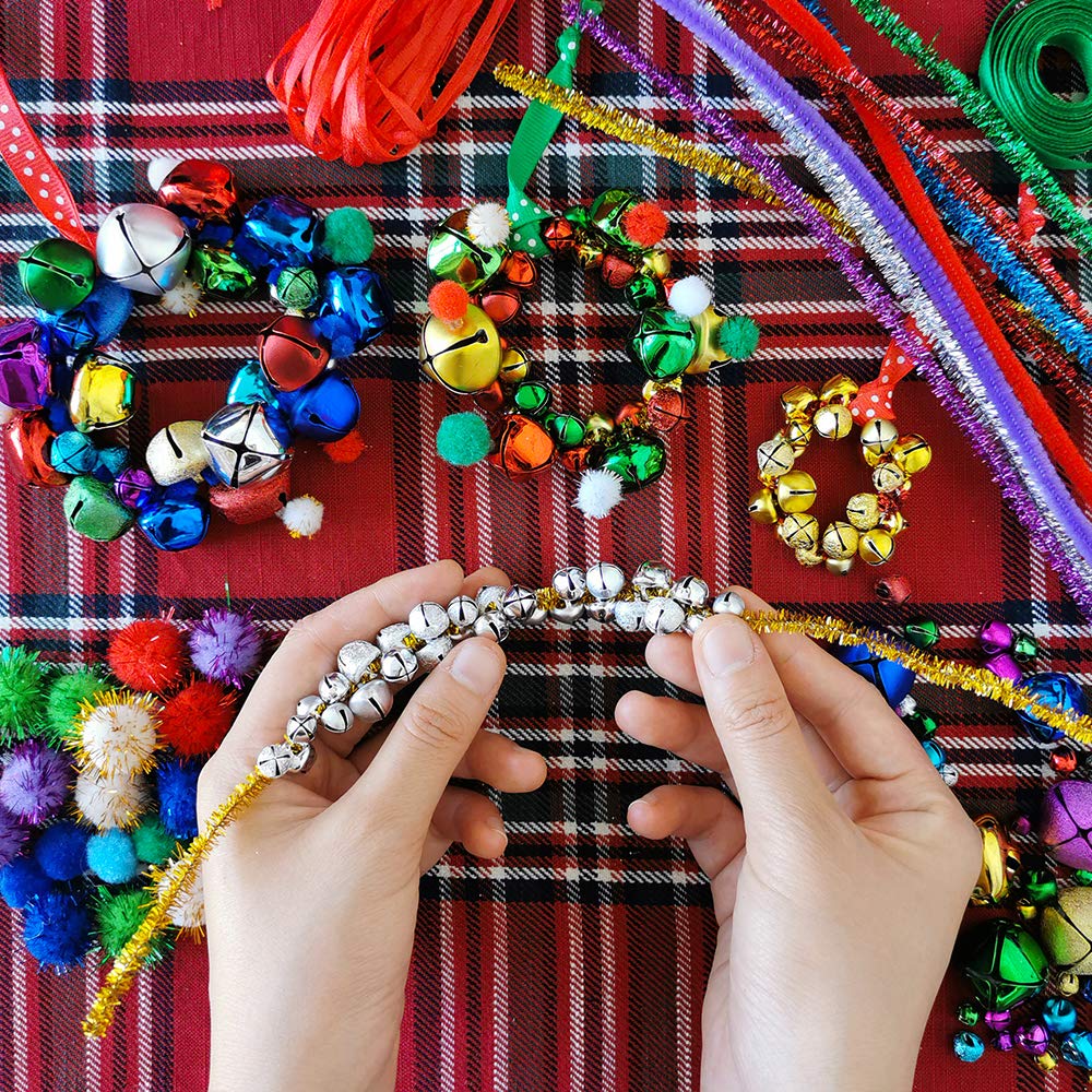 Winlyn 475 Set Christmas Jingle Bell Wreath Christmas Tree Ornaments Craft Kit Jingle Bell Metallic Chenille Stems Glitter Pom-Poms Ribbon Assortment for Kids Holiday Xmas Bracelets Necklaces Artwork Winlyn