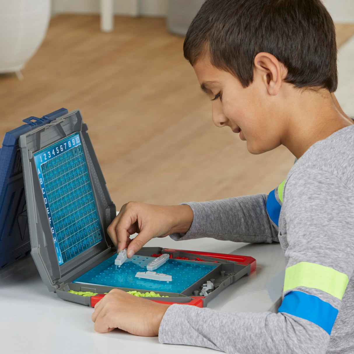 Battleship Classic Board Game | Strategy Games for Kids and Adults | Ages 7+ | 2 Players | Fun Kids Games | Family Games Hasbro Gaming