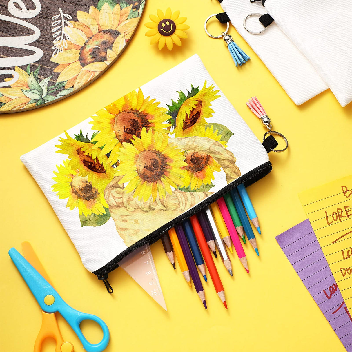 Frienda 8 Pieces Sublimation Blank Cosmetic Bags Set Including DIY Heat Transfer Makeup Bags with Zipper, Keychains, Tassels, Jump Rings for DIY Crafts Back to School Present Frienda