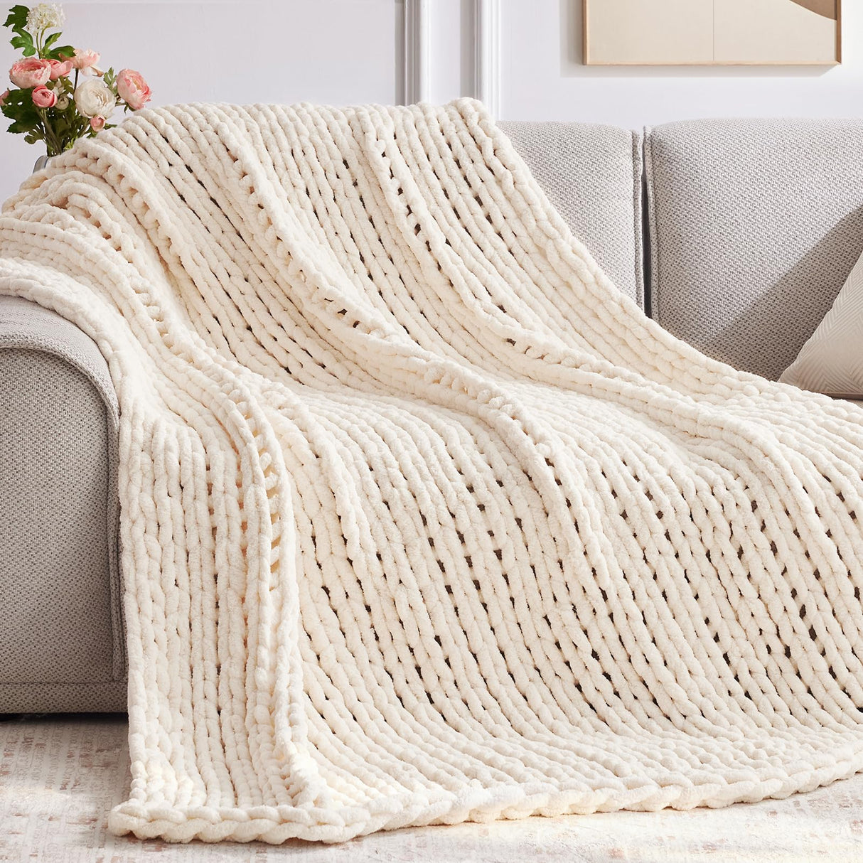 Negwoo Chunky Knit Throw Blanket, 50''*60'' Knitted Throw Chenille Yarn for Bed Couch, Handmade Cream Crochet Big Thick Blanket, Machine Washable Cute Comfy Blanket for Home Decor Negwoo