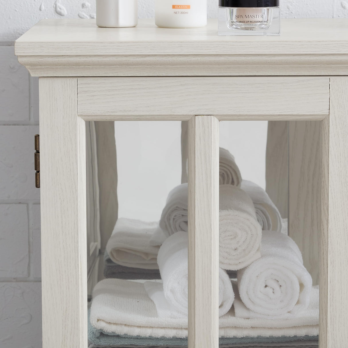 LUMISOL LED Curio Display Cabinet, Antique Display Cabinet with Adjustable Shelves, Retro Showcase with Lattice Doors, Elegant Bookcase and Storage Cabinet for Home Decor Organization, White LUMISOL